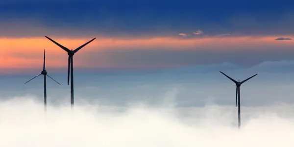 Molinos de viento de parques eólicos