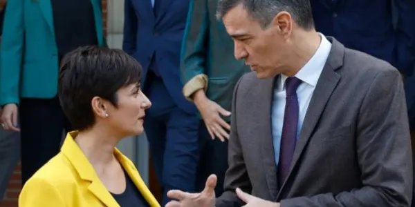 Pedro Sánchez e Isabel Rodríguez.