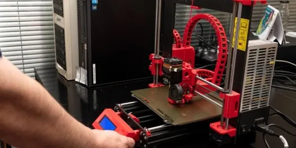 Imagen de una impresora 3D 