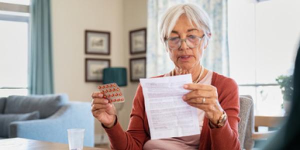 Prospectos con mensajes de voz para las personas con discapacidad