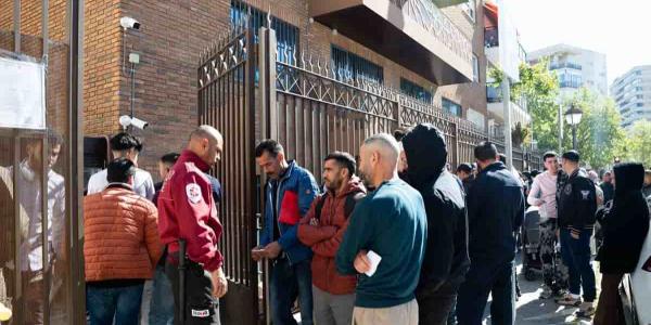 La regularización de migrantes aumenta el empleo en junio