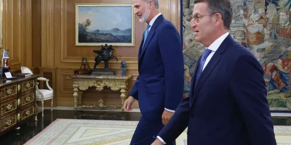 El Rey y Feijóo en la Zarzuela 