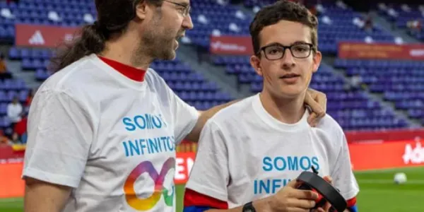 Dos de las personas voluntarias 