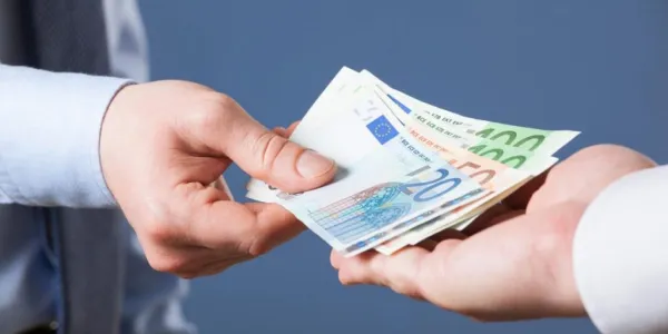 Recibir salarios en negro
