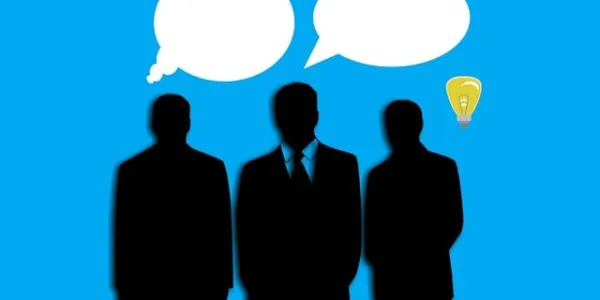 Infografía con 3 empleados de una empresa charlando