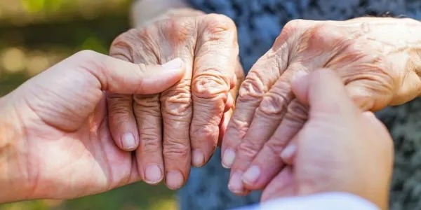 Desigualdad en las terapias de mujeres con Parkinson