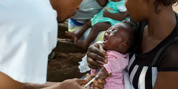 La vacunación infantil global muestra buenos resultados