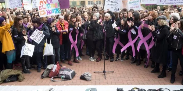 Mujeres manifestándose el 8 de marzo