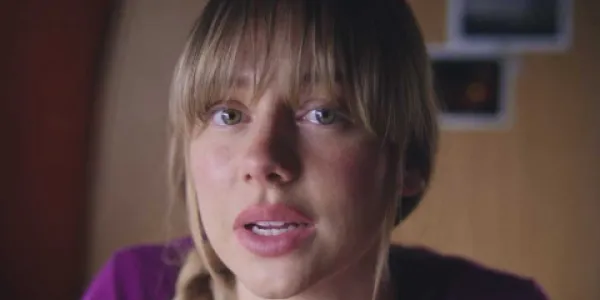 Campaña de Ester Expósito contra la violencia vicaria