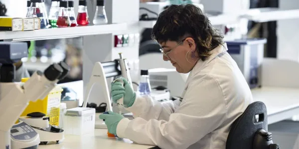 La vitamina C  y el cáncer de sangre