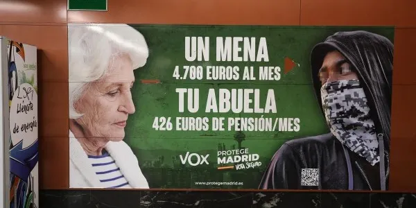 Cartel de Vox sobre los menas