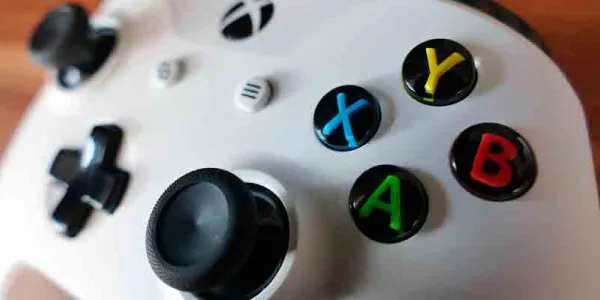 La próxima actualización de Xbox llevará mejoras en su accesibilidad